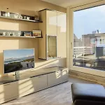 Seaside 24
